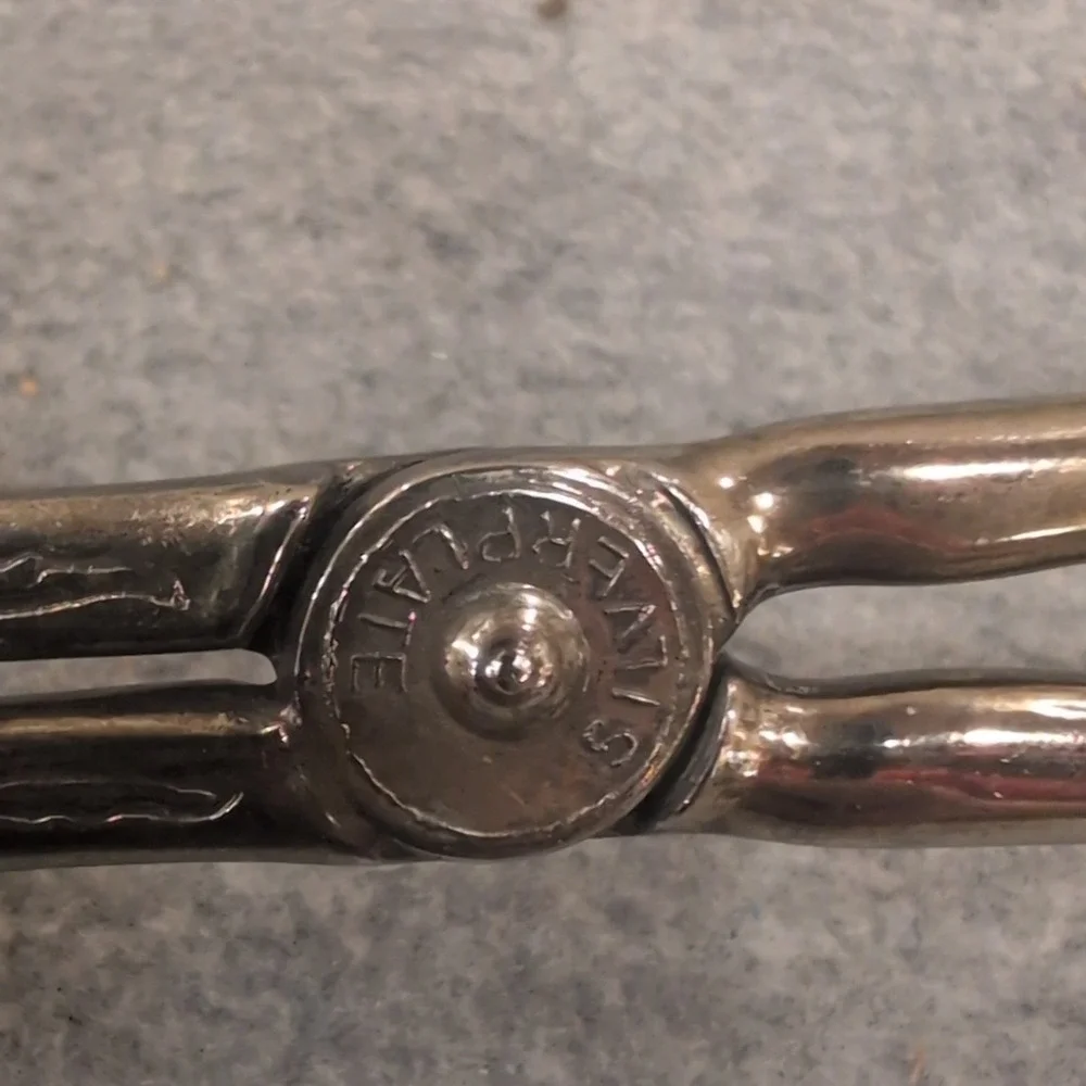 Vintage Silverplate Zinc Alloy Pastry Tongs Ornate Scroll Engraved‎ Server
